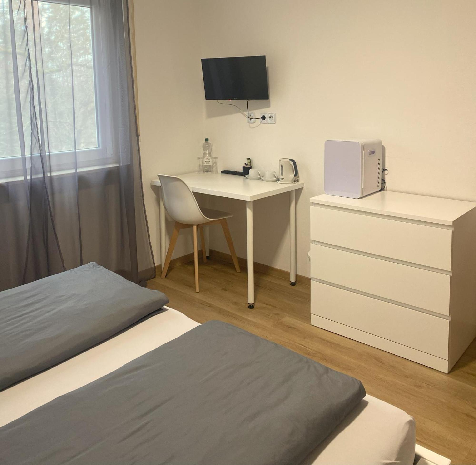 Gasthof Wilhelm Tell Fremdenzimmer Zirndorf Exterior photo